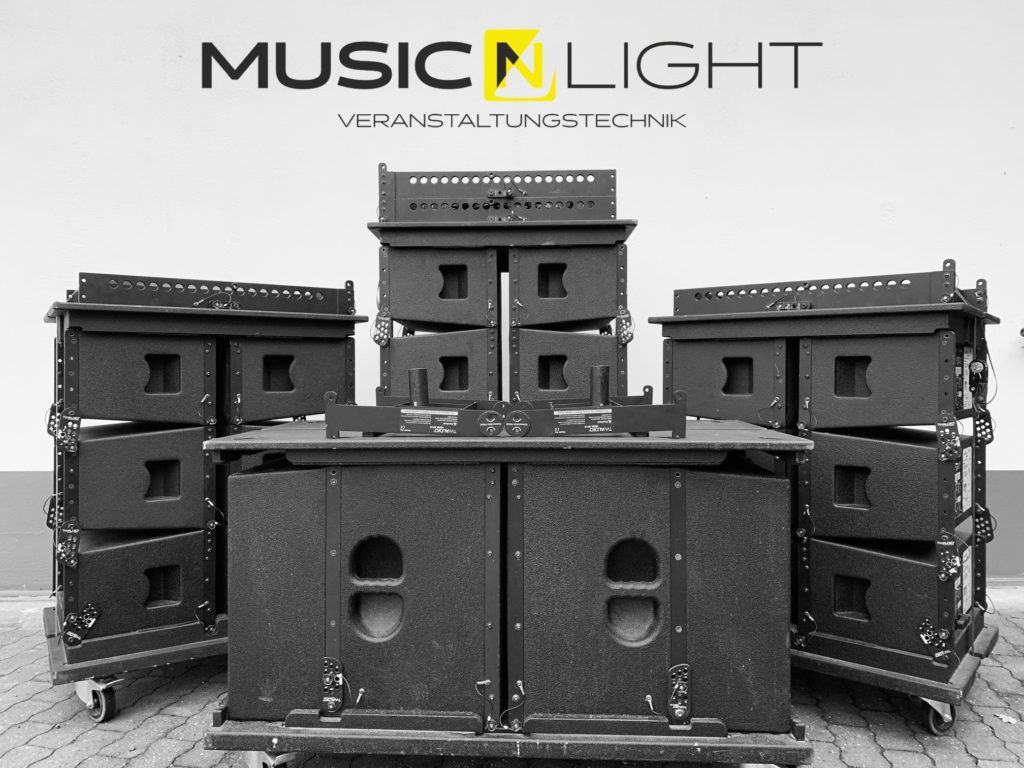 Weitere TW Audio Vera10 Line Array Lautsprecher angeschafft.